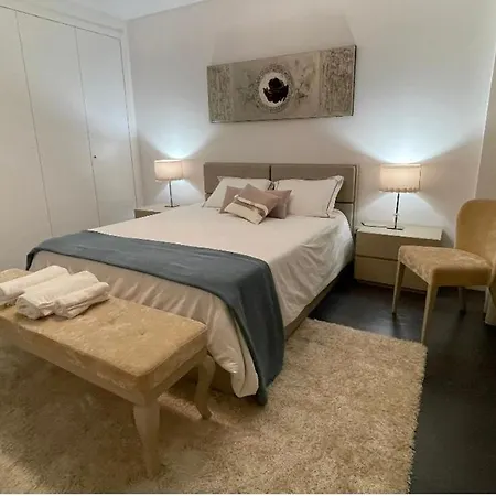 Vila Rosa Premium Flat דירה *